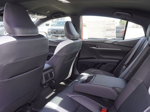 New 2026 Toyota Camry SE image 7