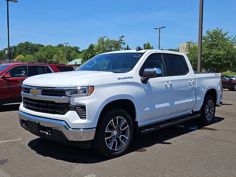 Used 2025 Chevrolet Silverado 1500 LT w/ Protection Package AWD/4WD image 3