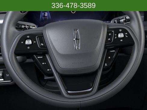 New 2026 Lincoln Aviator AWD image 12