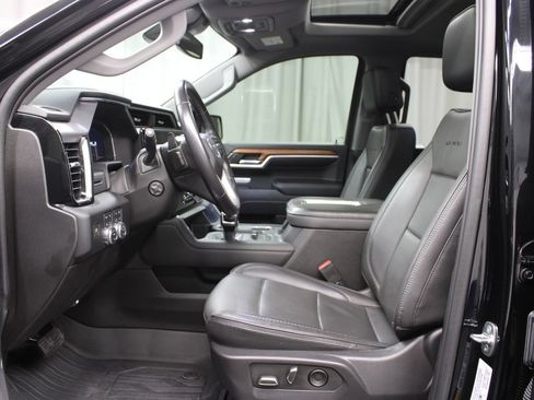 Used 2022 GMC Sierra 1500 Denali w/ Denali Carbonpro Edition AWD/4WD image 13