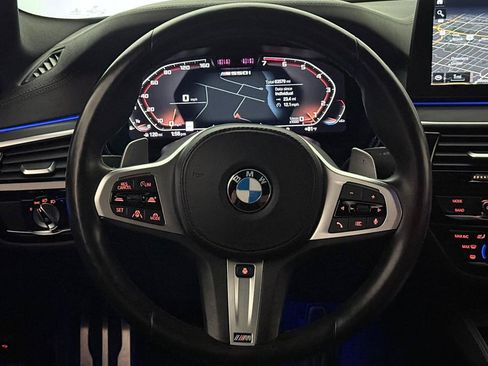 Used 2021 BMW M550i xDrive w/ Dynamic Handling Package AWD/4WD image 32