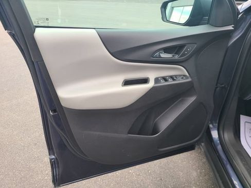 Used 2018 Chevrolet Equinox LS AWD/4WD image 9