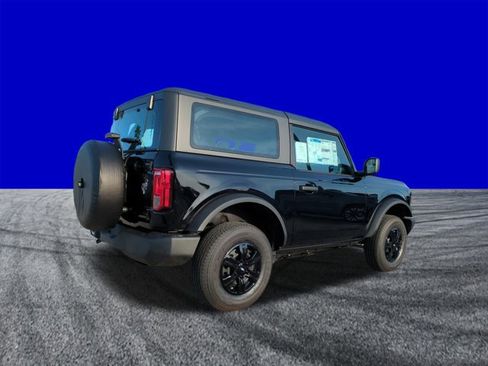New 2025 Ford Bronco 2-Door image 4