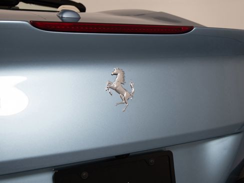 Certified 2023 Ferrari Portofino M RWD image 11