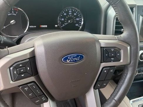 Used 2021 Ford Expedition XLT AWD/4WD image 24