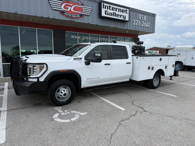 Used 2021 GMC Sierra 3500 4x4 Crew Cab w/ Convenience Package image 1