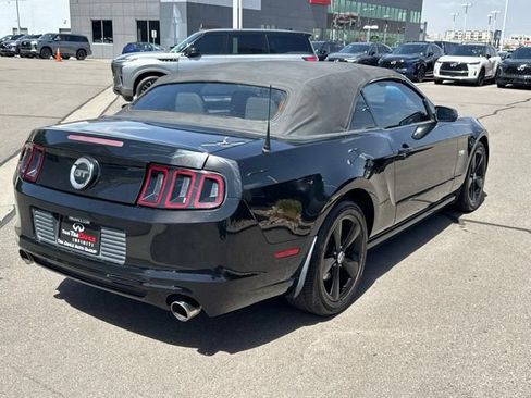 Used 2013 Ford Mustang GT RWD image 6