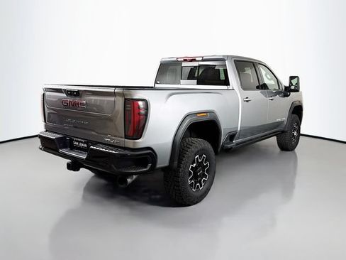 Used 2024 GMC Sierra 2500 AT4X AWD/4WD image 7