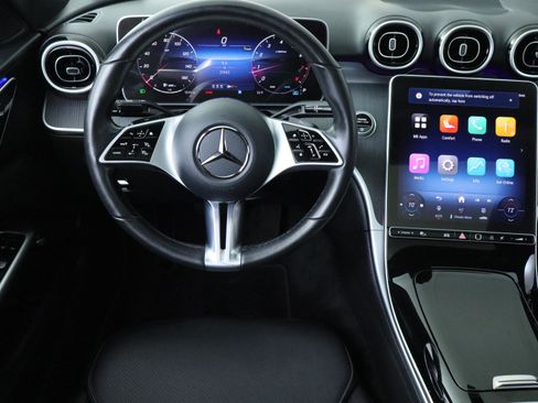 Used 2025 Mercedes-Benz C 300 4MATIC Sedan image 11
