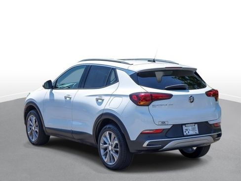 Used 2021 Buick Encore GX Essence w/ Advanced Technology Package AWD/4WD image 6