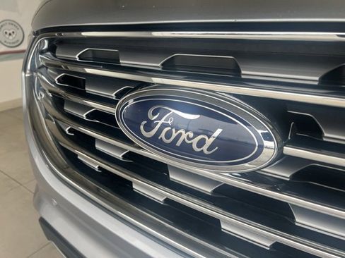 Used 2023 Ford Edge Titanium image 7