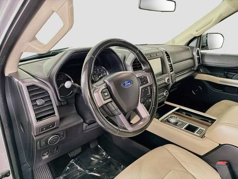 Used 2018 Ford Expedition Max Platinum RWD image 9