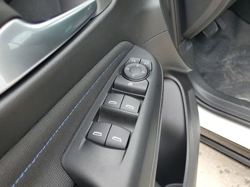 New 2026 Buick Envista Sport Touring w/ Convenience I Package FWD image 17