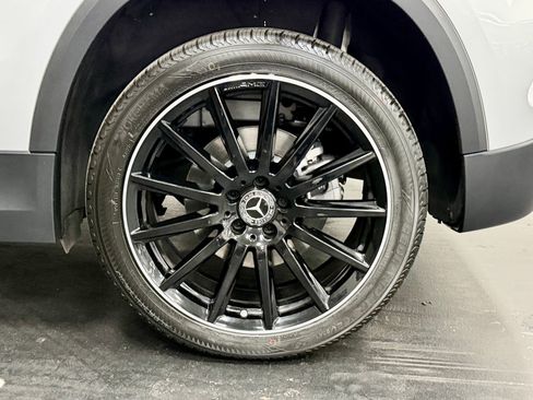 Certified 2023 Mercedes-Benz GLA 250 image 17