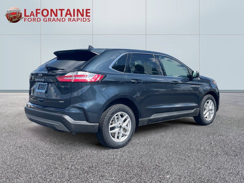 Used 2023 Ford Edge SEL w/ Convenience Package AWD/4WD image 7