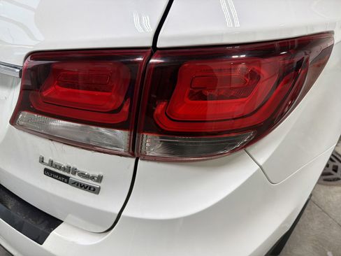 Used 2019 Hyundai Santa Fe XL w/ Cargo Package image 11