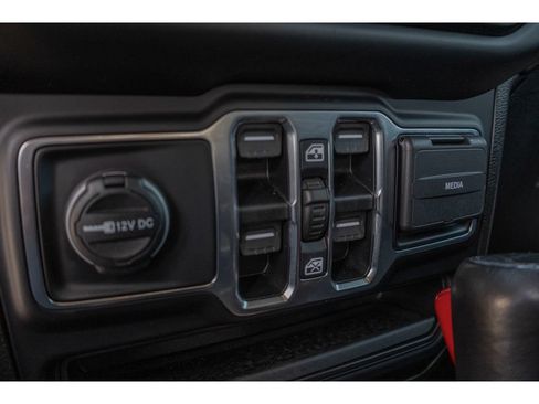 Used 2021 Jeep Gladiator Overland AWD/4WD image 26