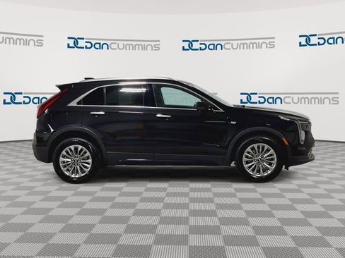 Used 2024 Cadillac XT4 Premium Luxury FWD image 9