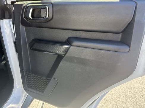 Certified 2025 Ford Bronco Outer Banks AWD/4WD image 21