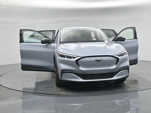 New 2026 Ford Mustang Mach-E Select image 31