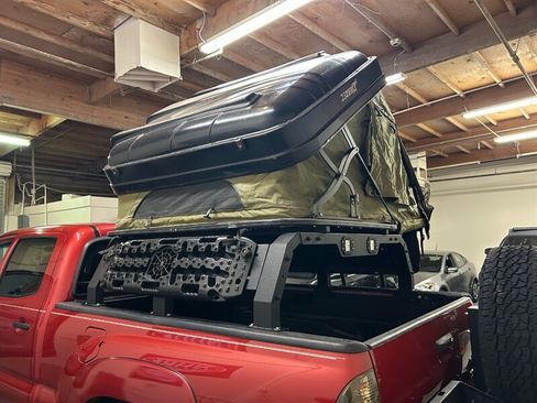 Used 2010 Toyota Tacoma 4x4 Double Cab w/ SR5 Pkg #2 image 15