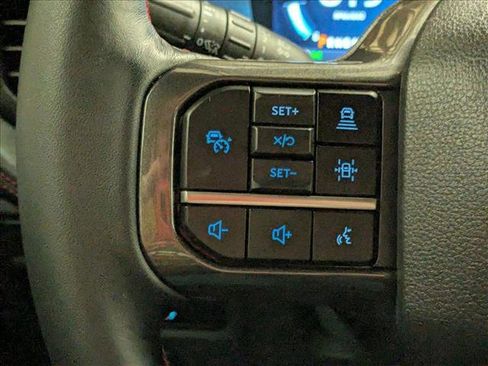 Certified 2024 Ford Expedition Limited image 12