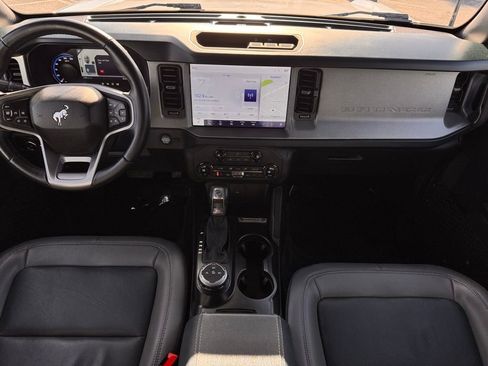 Used 2024 Ford Bronco Outer Banks image 26