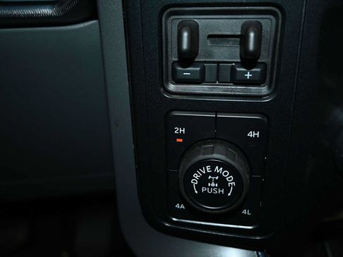 Used 2025 Ford F150 Lariat w/ Equipment Group 502A High AWD/4WD image 15
