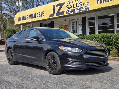 Used 2013 Ford Fusion SE image 1