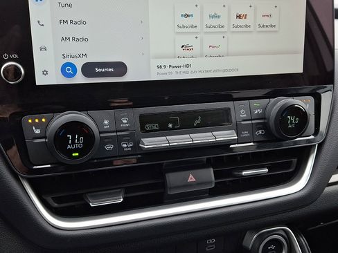 Used 2024 Toyota Grand Highlander XLE image 15