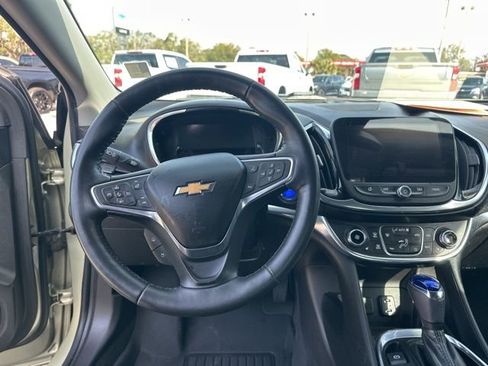 Used 2017 Chevrolet Volt Premier w/ Driver Confidence II Package image 2