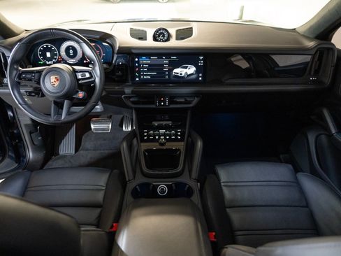 Certified 2024 Porsche Cayenne Turbo GT AWD/4WD image 25