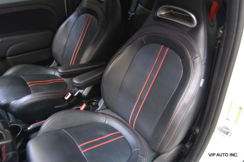 Used 2018 FIAT 500 Abarth w/ Popular Equipment Package FWD image 14