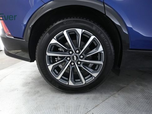 Used 2024 Cadillac Lyriq Sport w/ LPO, Floor Liner Package RWD image 22