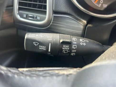 Used 2019 Jeep Grand Cherokee Altitude AWD/4WD image 20