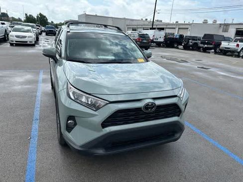 Used 2021 Toyota RAV4 XLE Premium AWD/4WD image 22