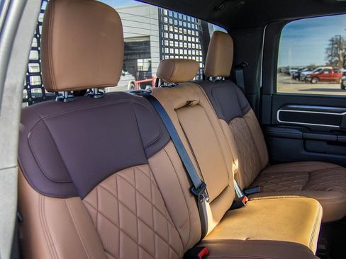 New 2025 RAM 2500 Big Horn AWD/4WD image 65