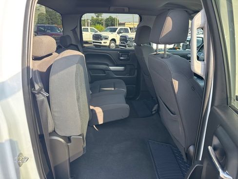 Used 2018 Chevrolet Silverado 1500 LT w/ All Star Edition AWD/4WD image 19
