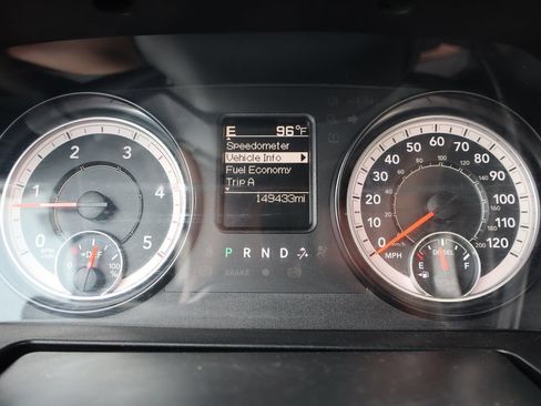 Used 2016 RAM 2500 Tradesman w/ Chrome Appearance Group AWD/4WD image 27