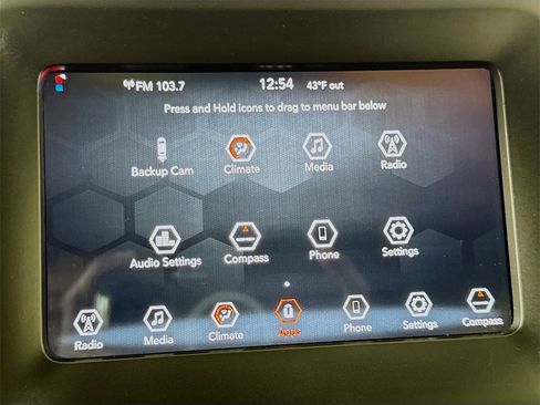 Used 2019 Jeep Cherokee Latitude Plus image 13