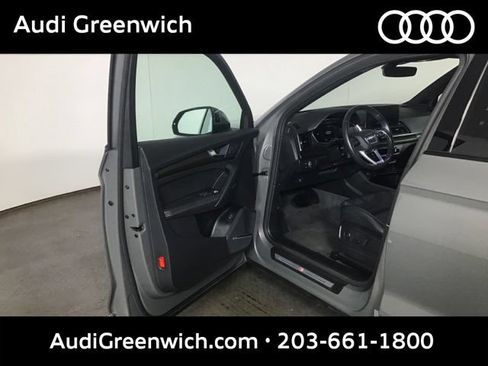 Used 2023 Audi Q5 2.0T Premium Plus w/ Premium Plus Package AWD/4WD image 10
