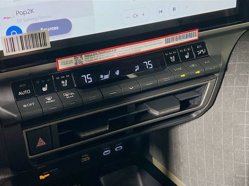 New 2026 Toyota Camry XLE AWD/4WD image 15