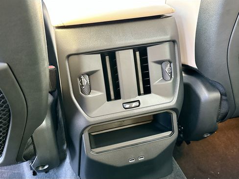 New 2026 BMW X3 xDrive30i w/ Convenience Package AWD/4WD image 19