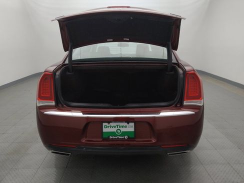 Used 2020 Chrysler 300 Limited image 29