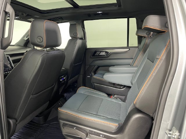 Certified 2026 GMC Yukon XL AT4 w/ AT4 Premium Package AWD/4WD image 18