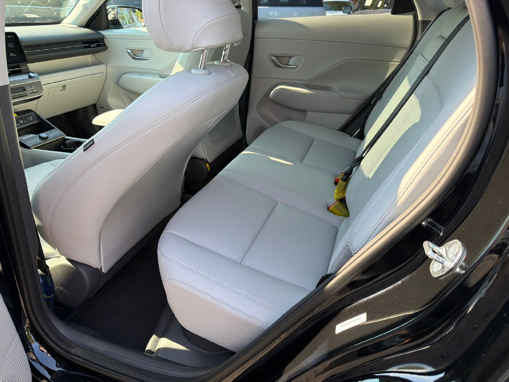 New 2027 Hyundai Kona Limited FWD image 21