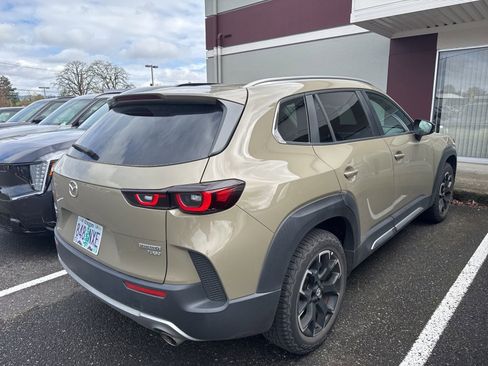 Used 2023 MAZDA CX-50 Meridian Edition image 4