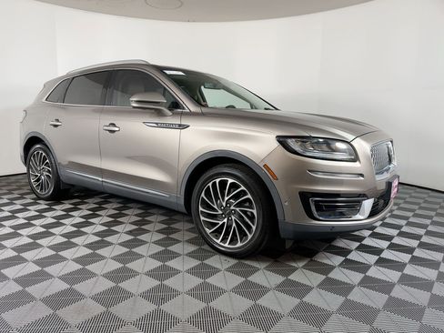 Used 2019 Lincoln Nautilus Reserve image 7