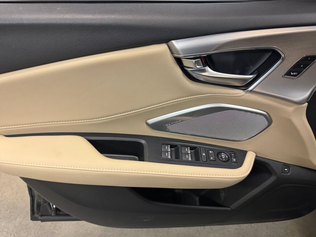 Certified 2024 Acura RDX w/ Technology Package AWD/4WD image 27