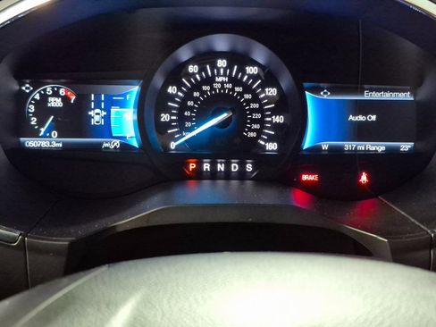 Used 2021 Ford Edge Titanium w/ Equipment Group 301A image 12